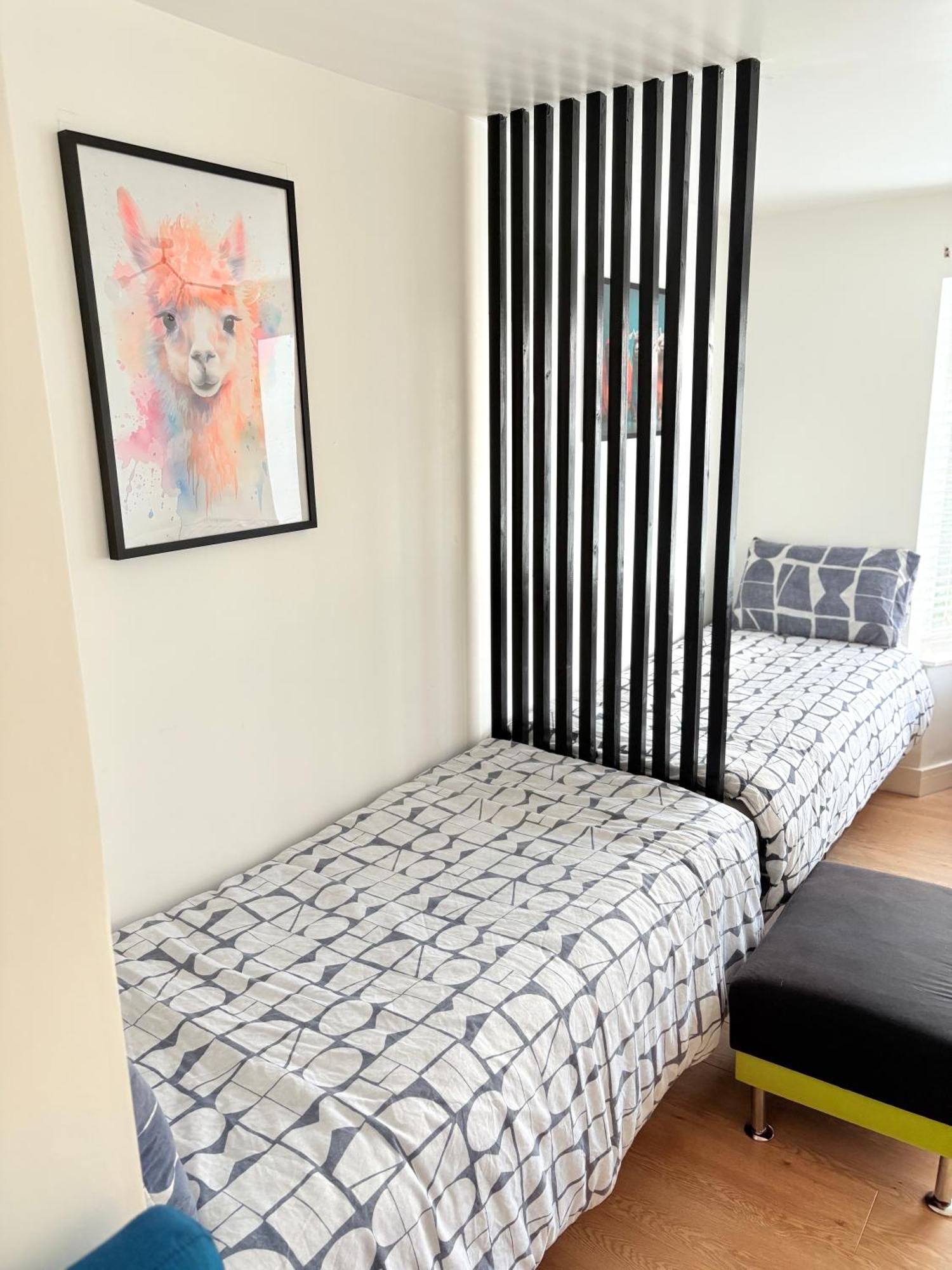 Luton Lodge - Newly Renovated Ideal For Short Stay, Close To Airport Train Station, Free Parking Off Street , Luxury Comfort In Low Price Eksteriør bilde